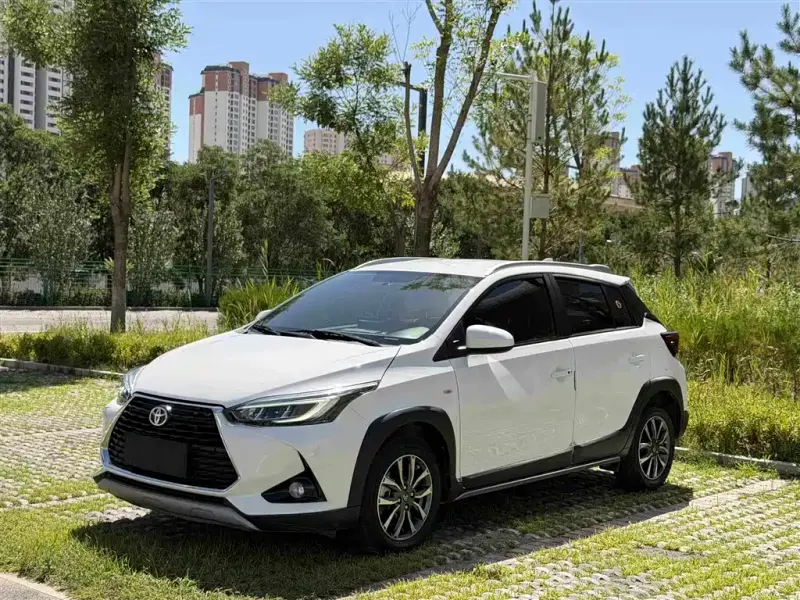 Toyota Yaris L