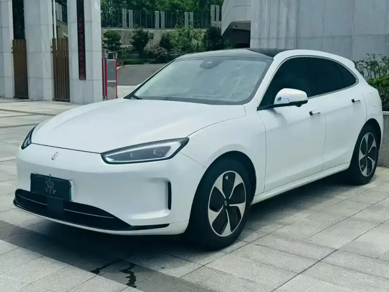 AITO M5