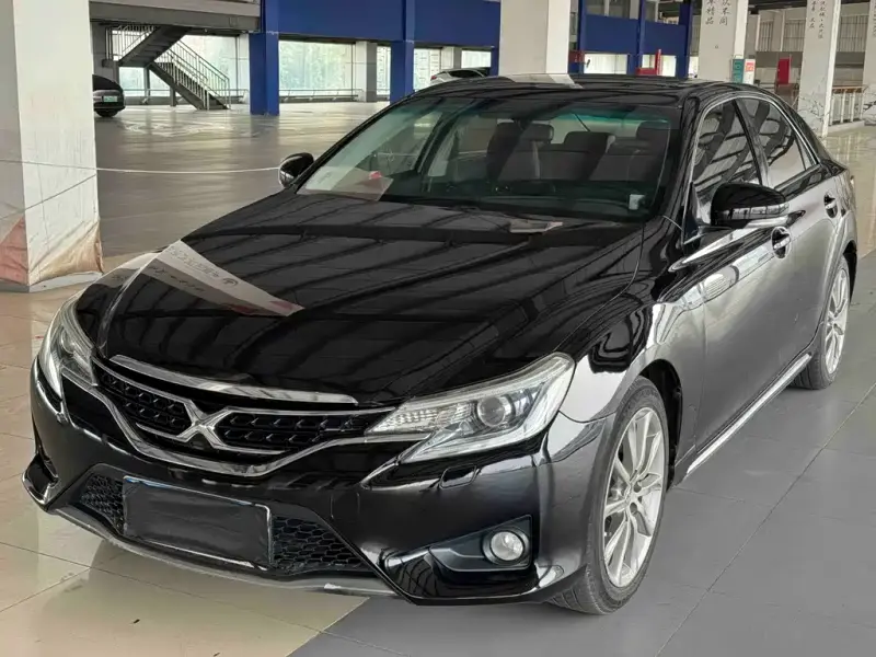 Toyota Reiz
