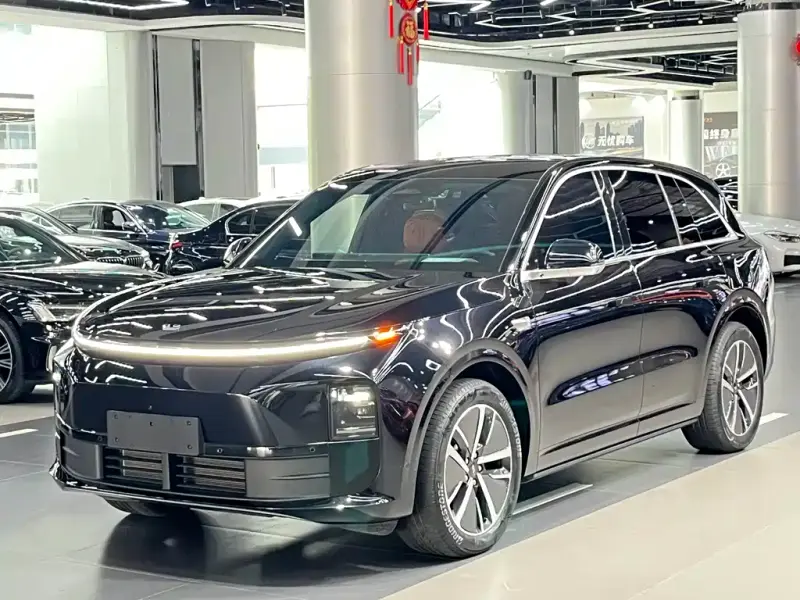 Li Auto L6