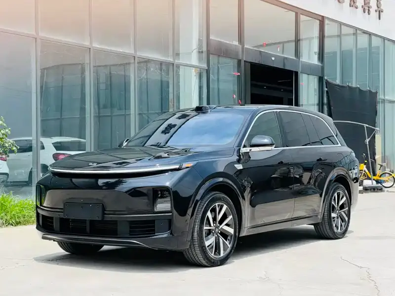 Li Auto L8