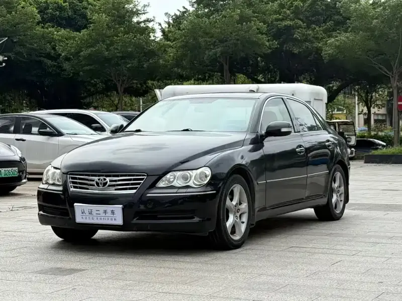 Toyota Reiz