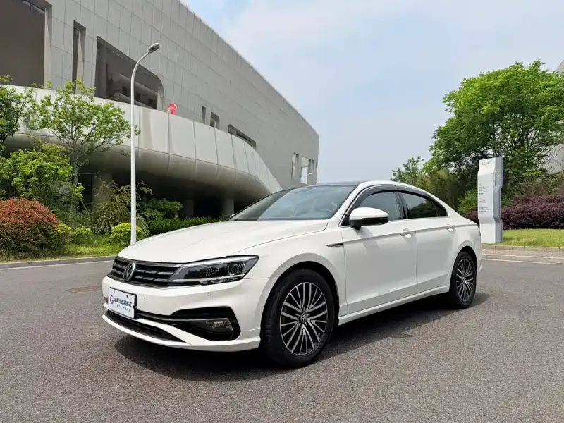 Volkswagen Lamando