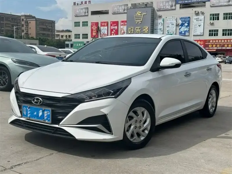 Hyundai Verna