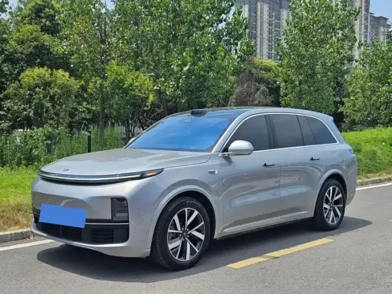 Li Auto L8