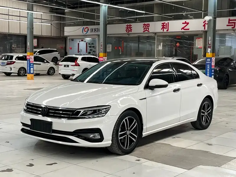 Volkswagen Lamando