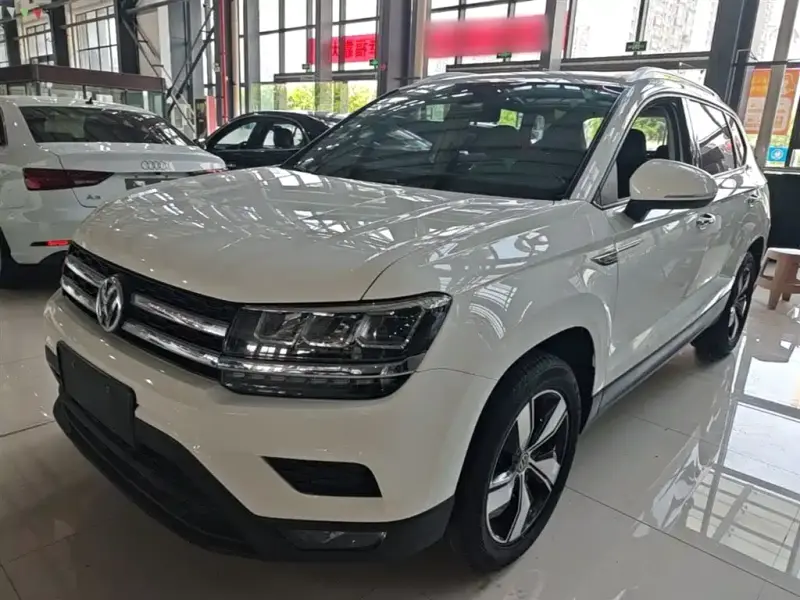 Volkswagen Tharu