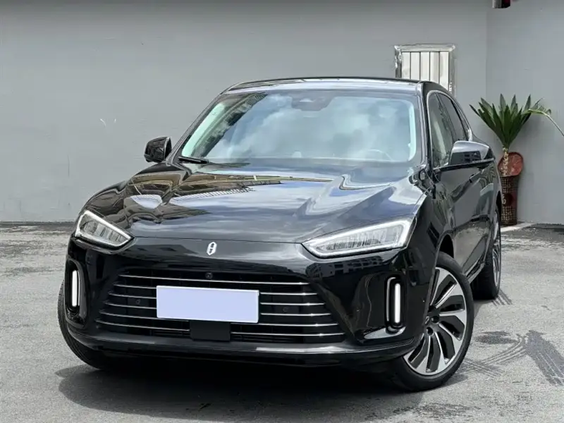 AITO M5