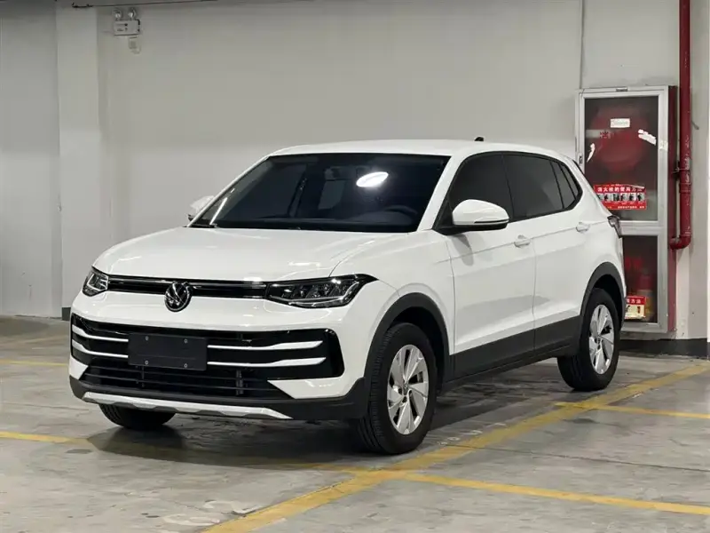 Volkswagen Tharu