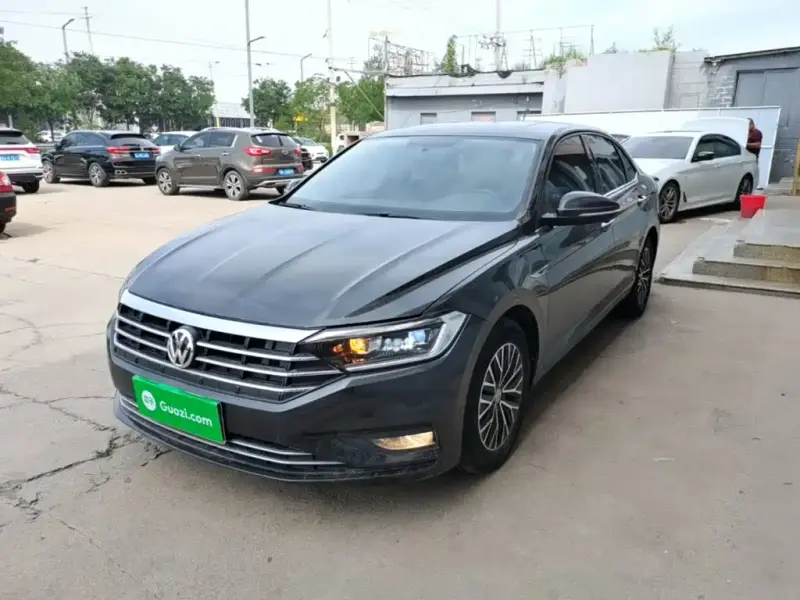 Volkswagen Sagitar