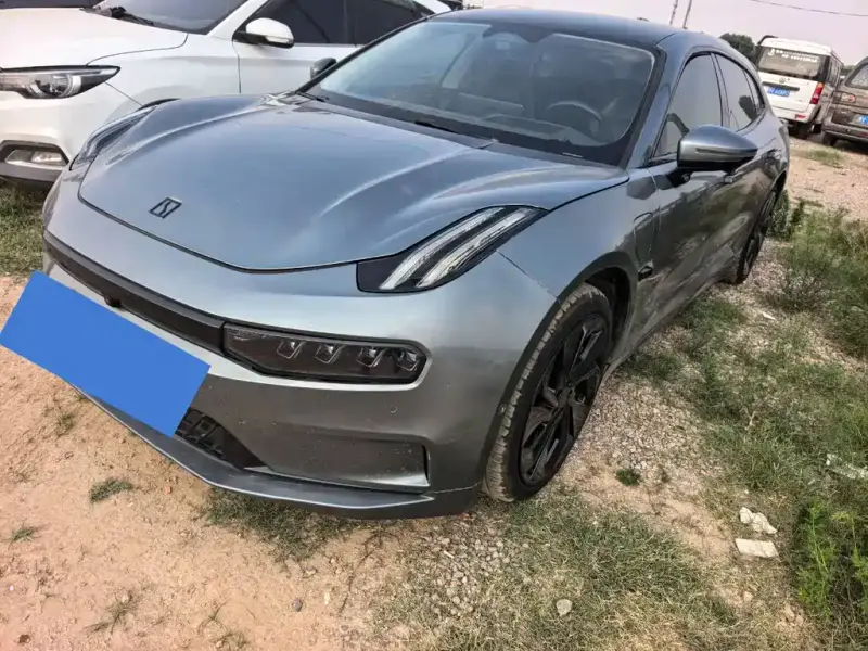 Zeekr 001