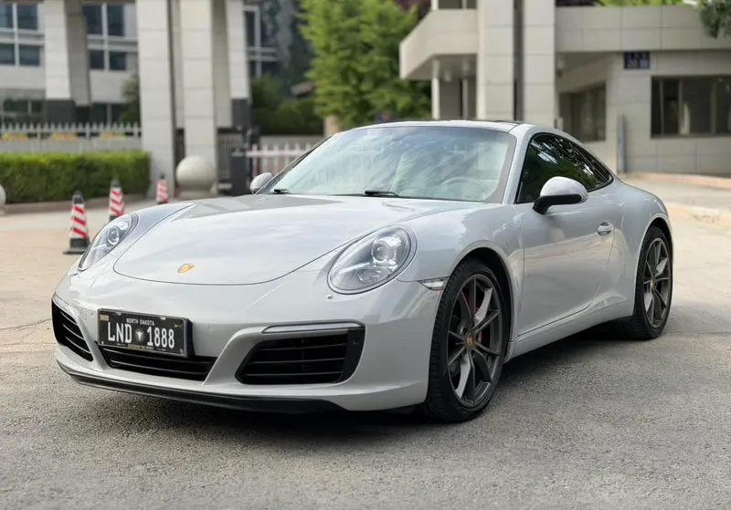 Porsche 911