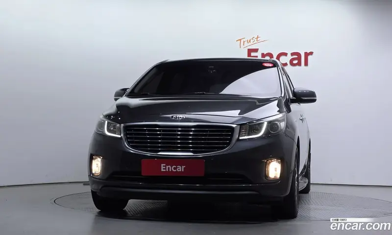Kia Carnival (Canival)