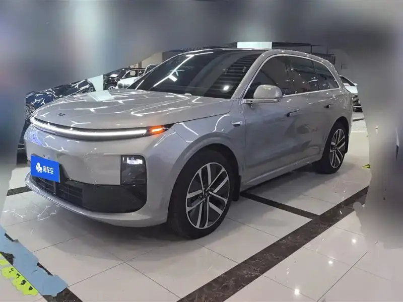 Li Auto L6