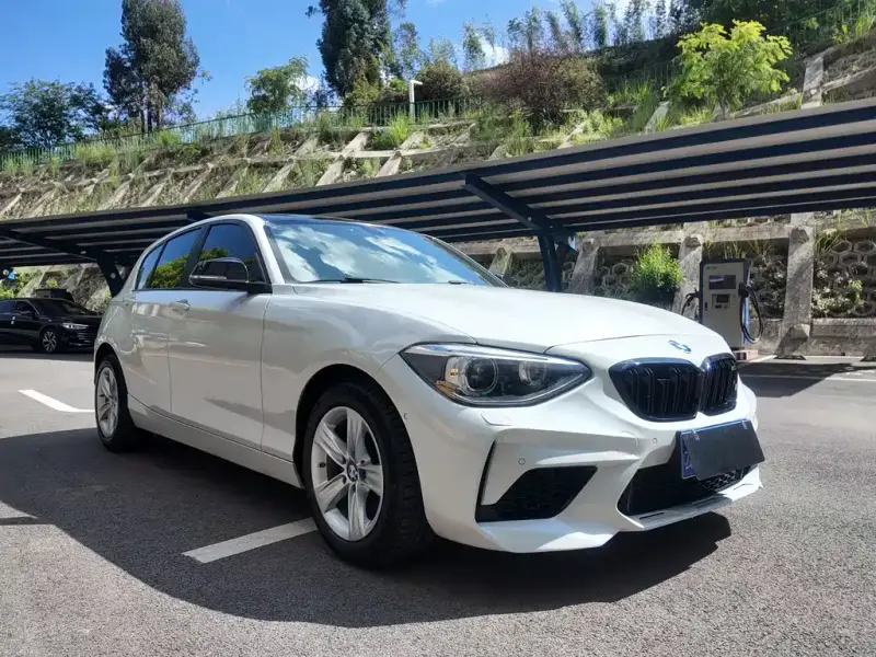 BMW 1 Series (Import)