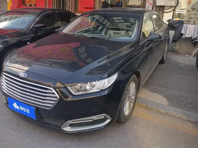 Ford Taurus