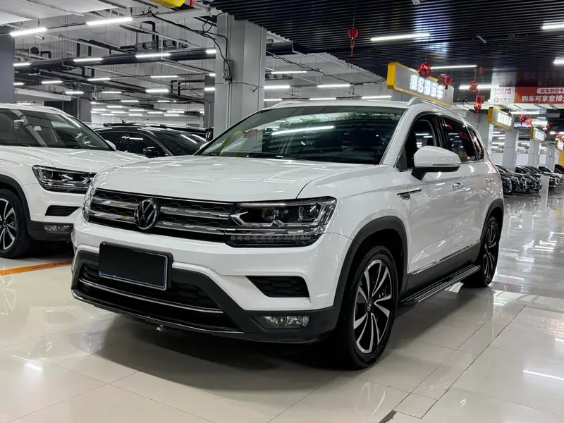 Volkswagen Tharu