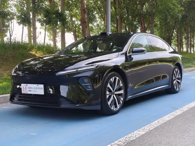 NIO ET7