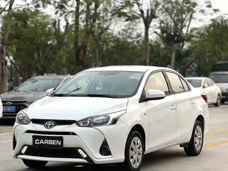 Toyota Yaris L