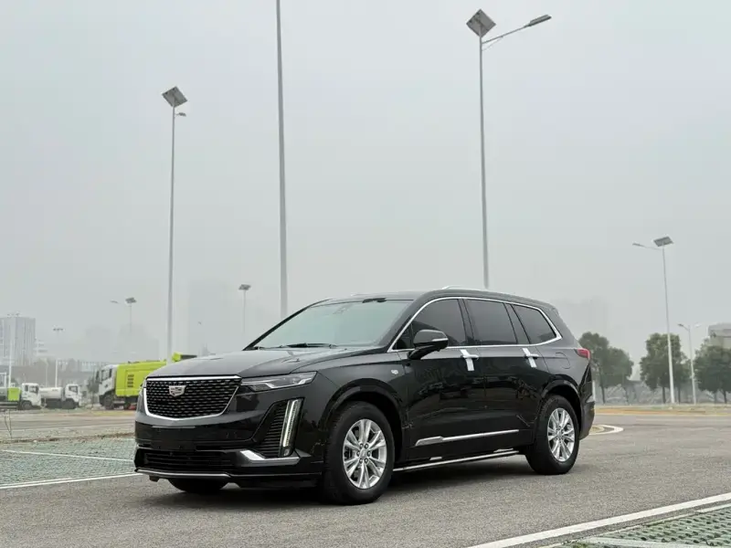 Cadillac XT6