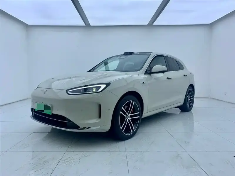 AITO M5