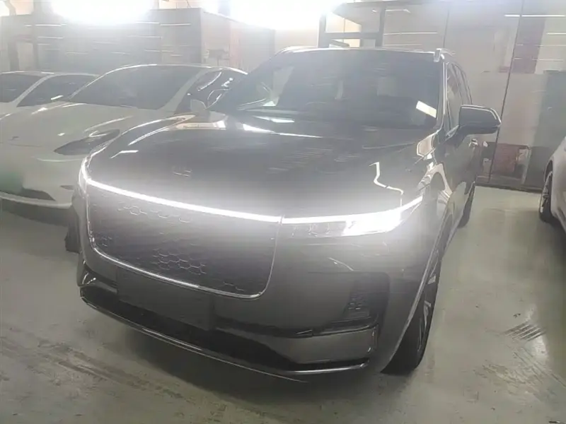 Li Auto ONE