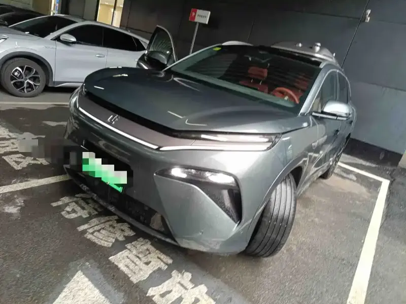 BYD Tang L