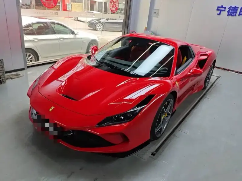Ferrari F8