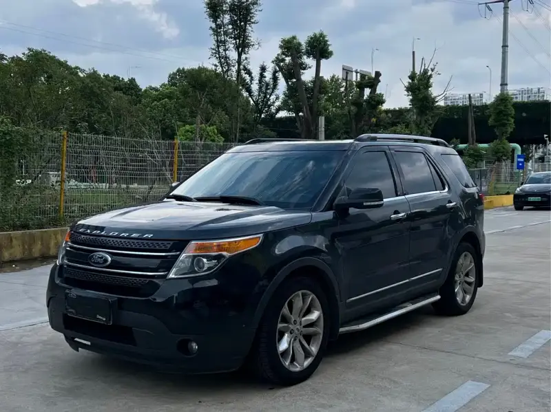 Ford Explorer (Import)