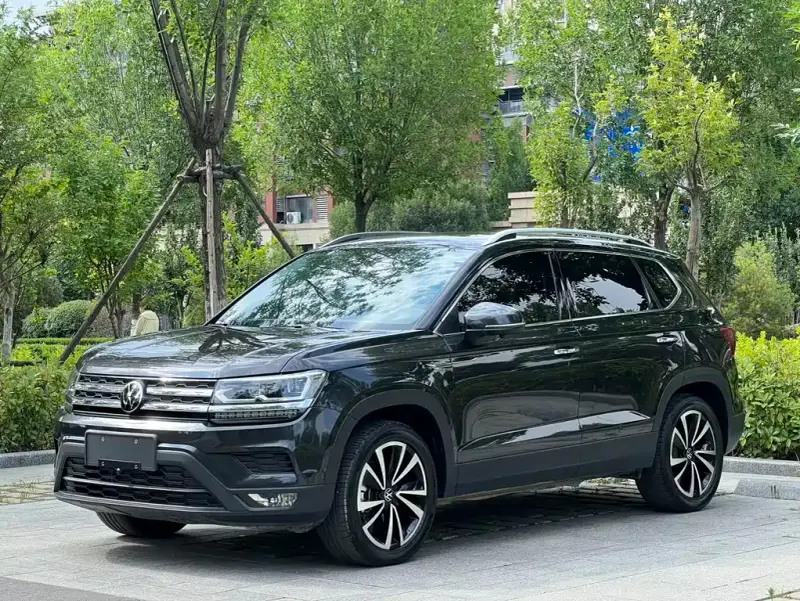 Volkswagen Tharu