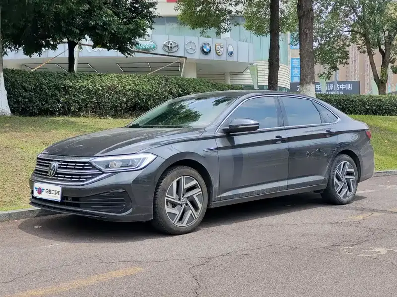 Volkswagen Sagitar