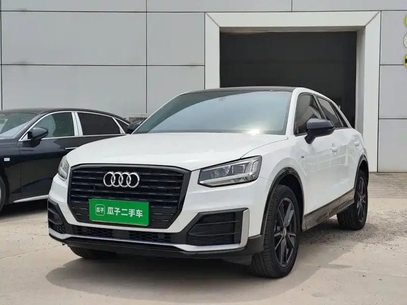 Audi Q2L