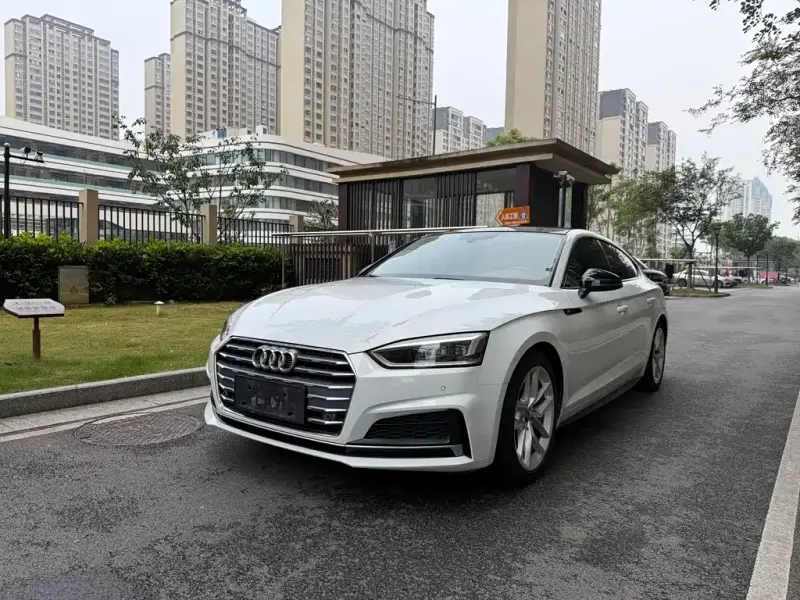 Audi A5 (Import)