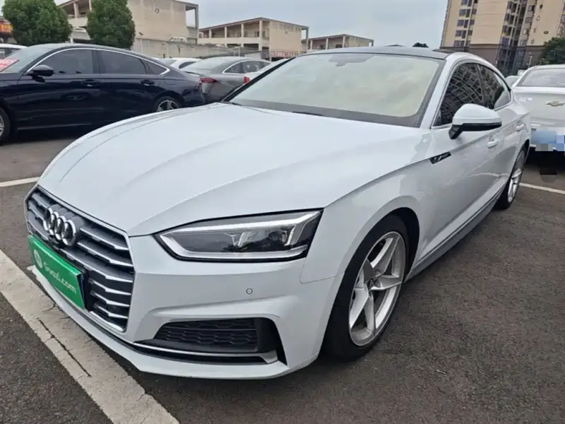 Audi A5 (Import)