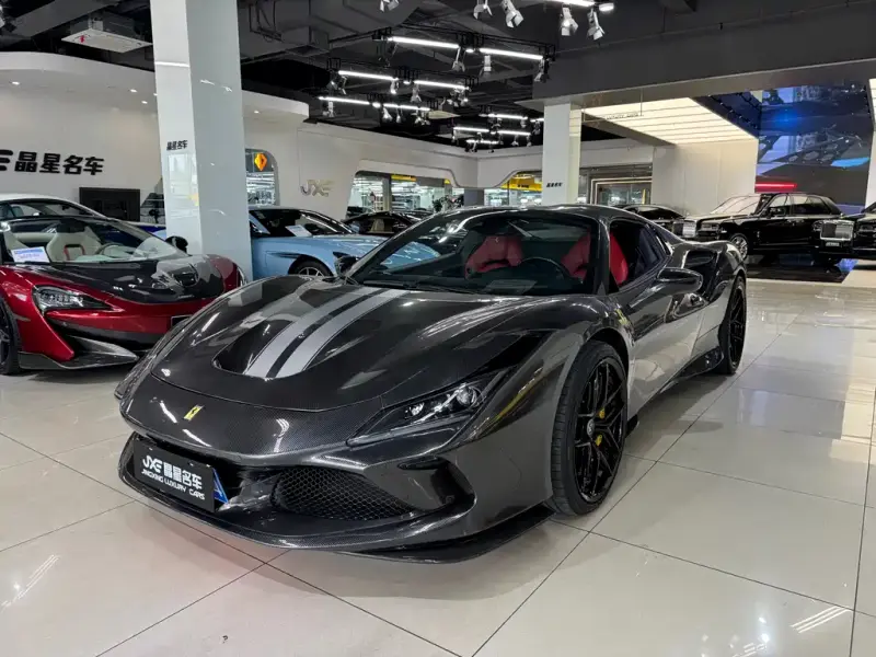 Ferrari F8