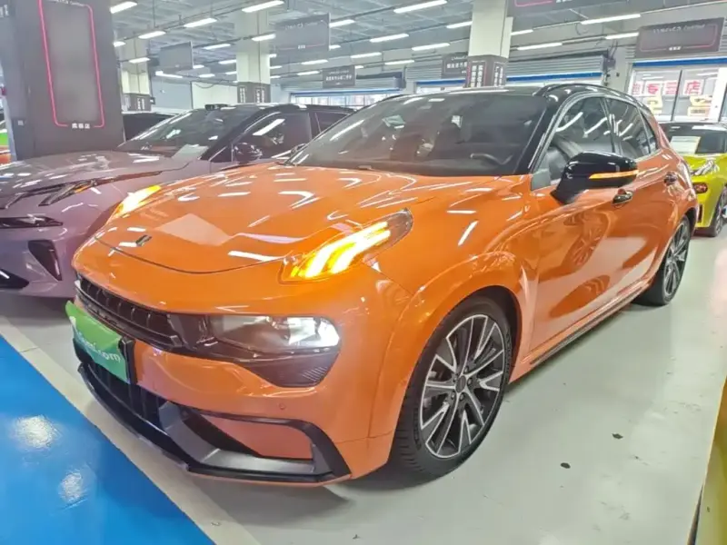 Lynk & Co 02 Hatchback