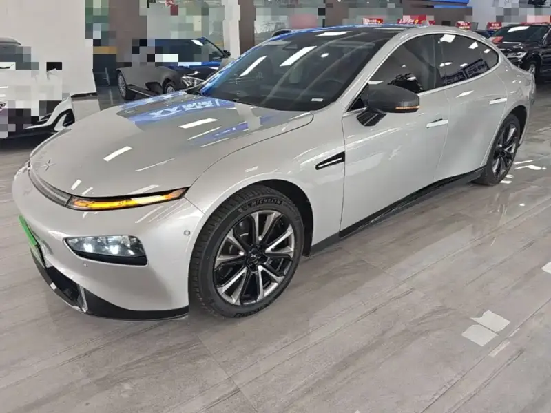 XPeng P7