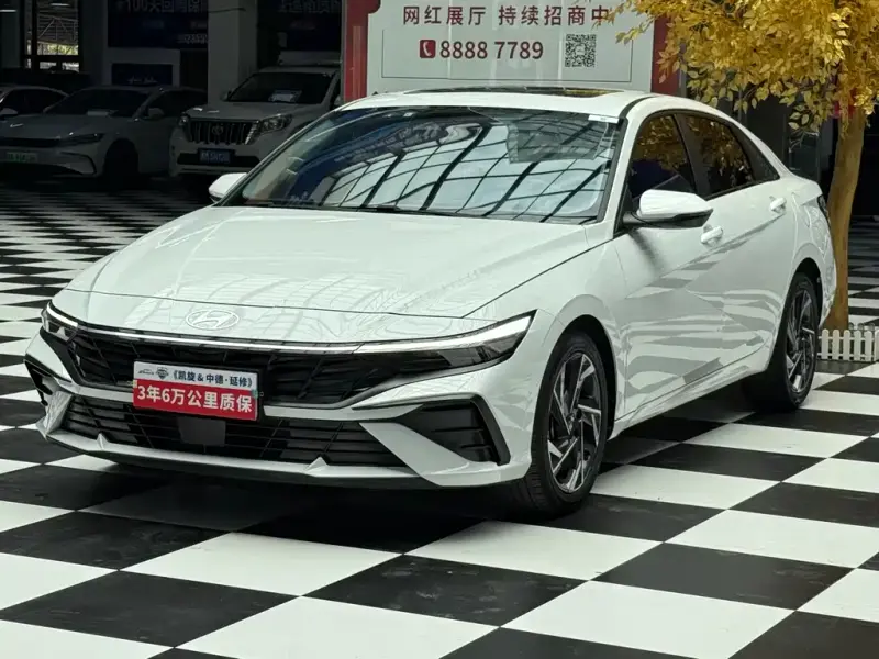 Hyundai Elantra