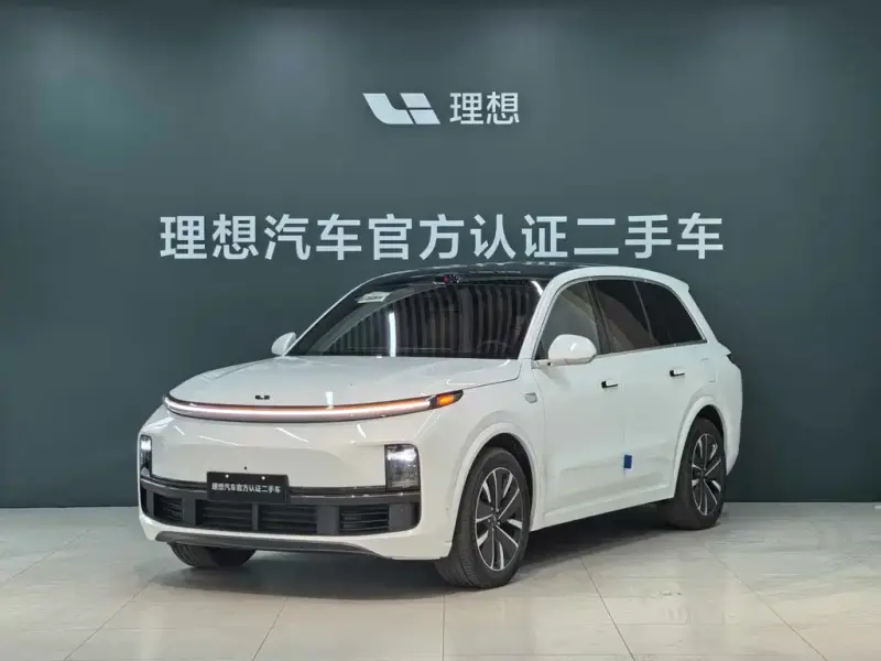Li Auto L8