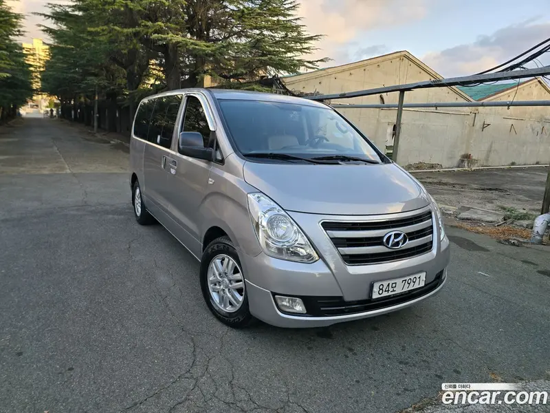 Hyundai H-1 (Starex)