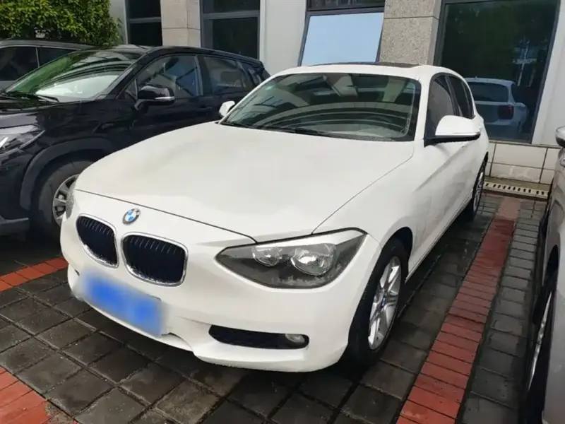 BMW 1 Series (Import)