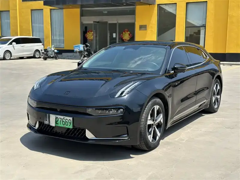 Zeekr 001
