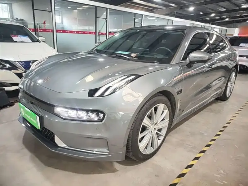 Zeekr 001