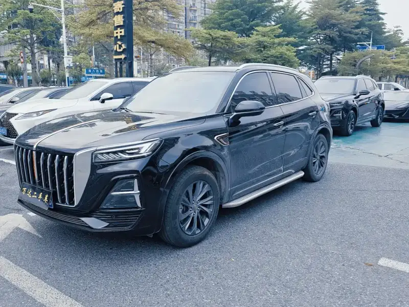 Hongqi HS5