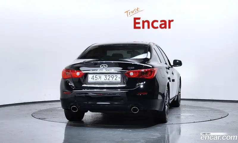 Infiniti Q50