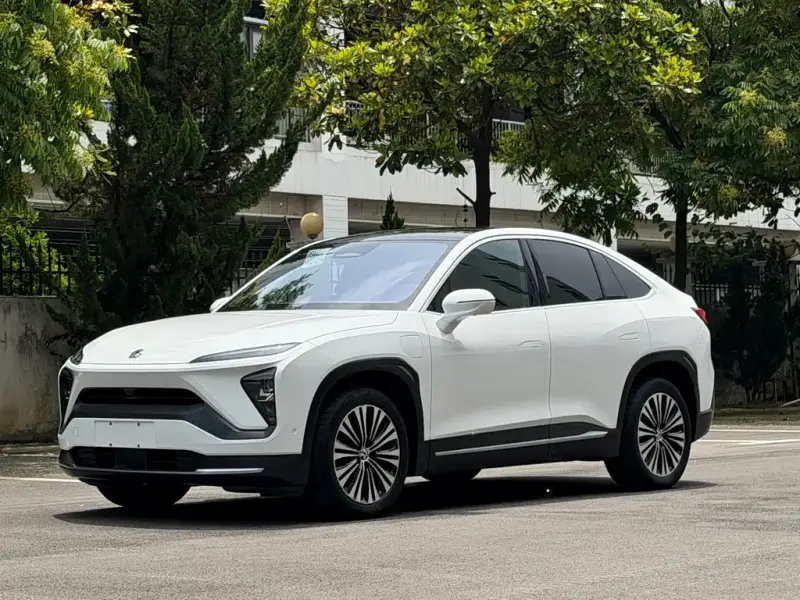 NIO EC6