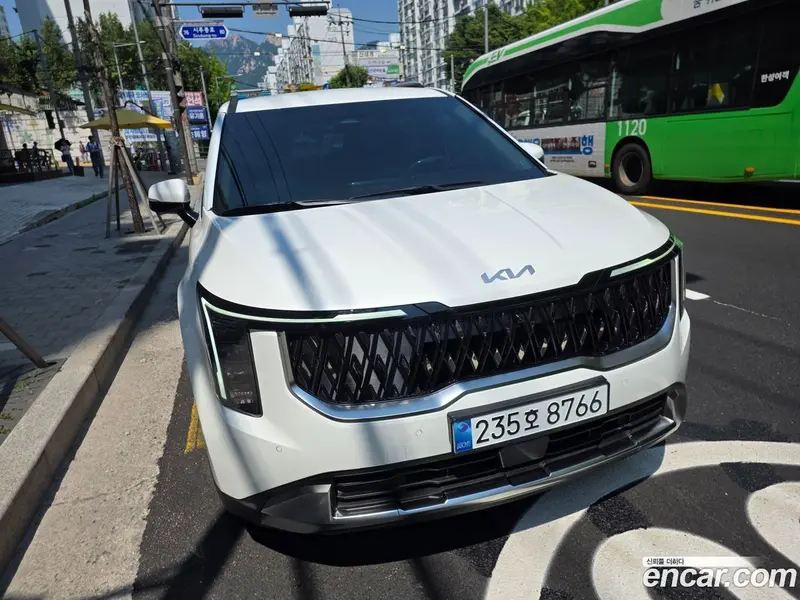 Kia Carnival (Canival)