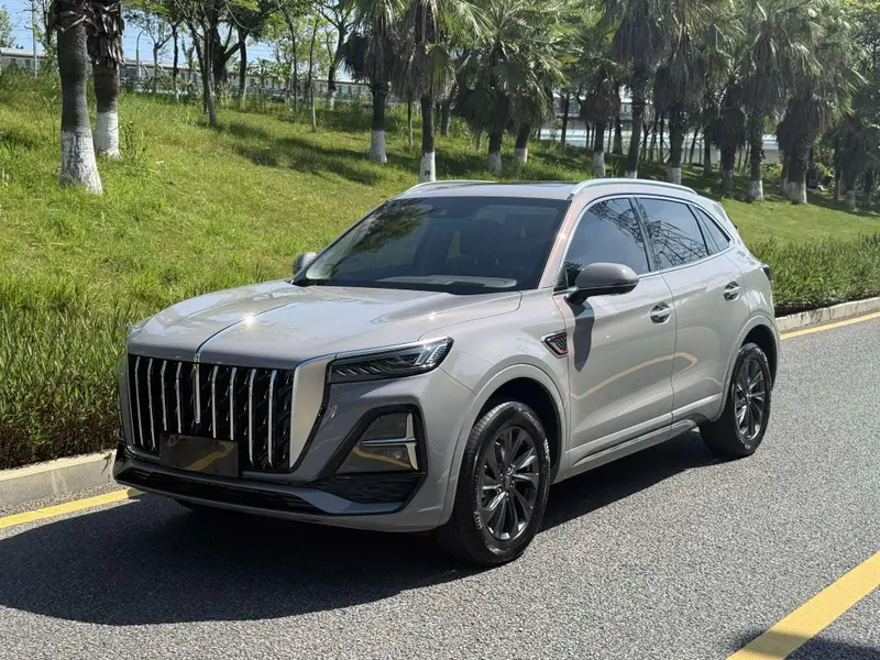 Hongqi HS5