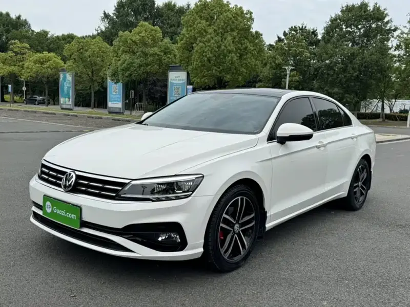 Volkswagen Lamando