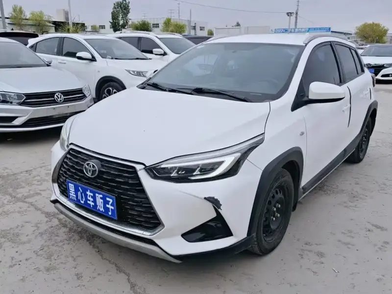 Toyota Yaris L